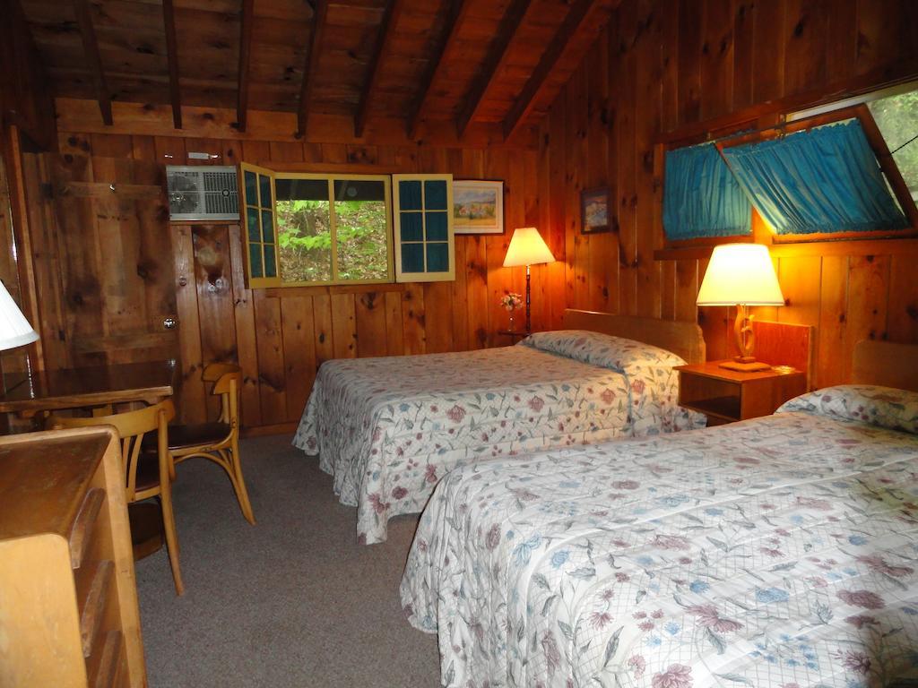Amber Lantern Motel Lake George Pokój zdjęcie